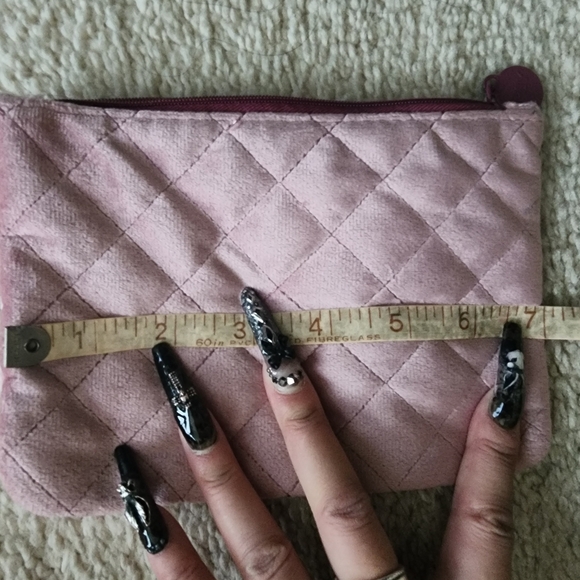 IPSY pink velvet makeup pouch - Picture 5 of 5
